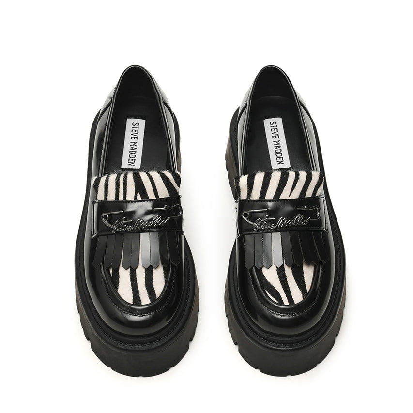 On-Call Flat Shoe BLK BOX ACTION - view 4